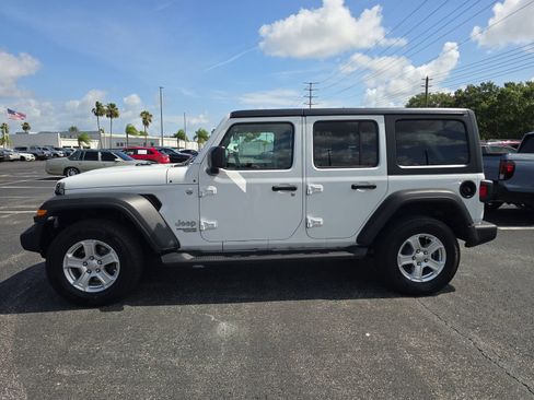 Used 2018 Jeep Wrangler Unlimited Sport S AWD/4WD image 6