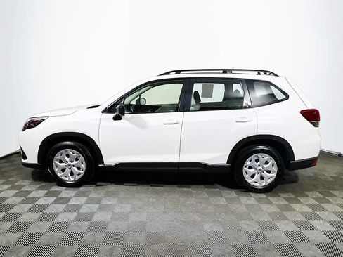 Used 2024 Subaru Forester AWD/4WD image 4
