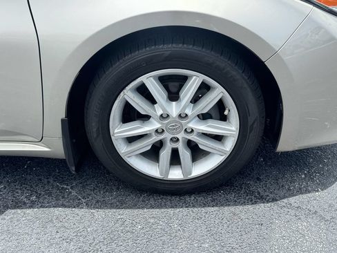 Used 2014 Toyota Avalon XLE Premium FWD image 9