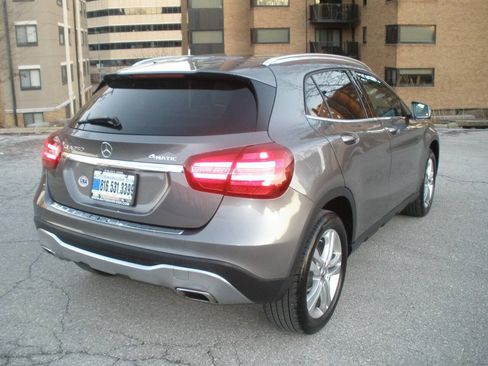 Used 2019 Mercedes-Benz GLA 250 4MATIC image 17