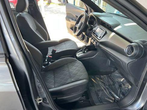 Used 2020 Nissan Kicks S FWD image 11