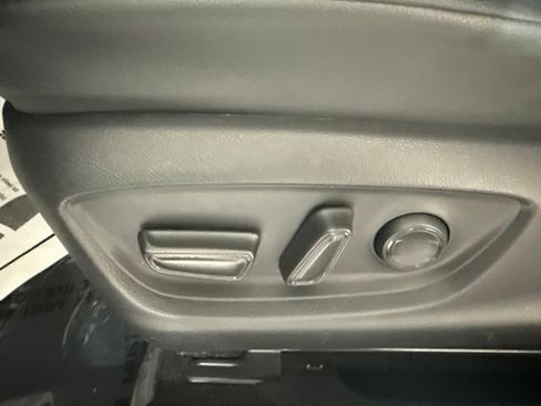 Used 2022 Toyota Camry SE w/ Audio Upgrade Package FWD image 18