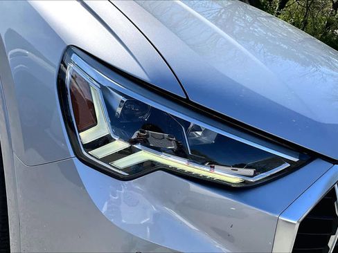 Used 2020 Audi Q3 2.0T Premium Plus w/ Premium Plus Package image 26