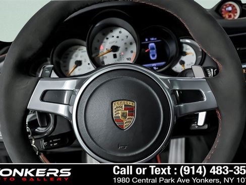Used 2015 Porsche 911 GT3 RWD image 17
