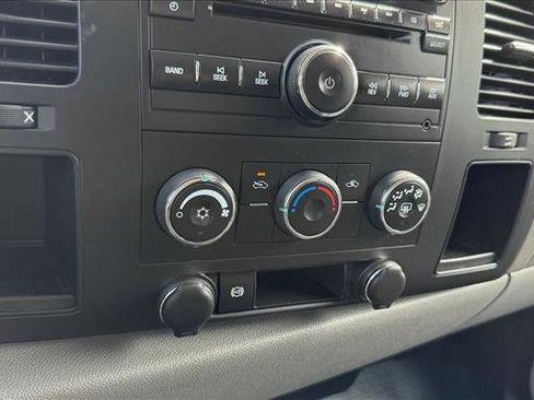 Used 2014 GMC Sierra 3500 W/T AWD/4WD image 15