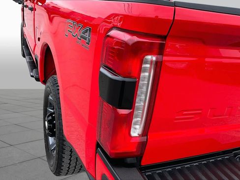 Used 2024 Ford F250 XL w/ STX Appearance Package AWD/4WD image 27
