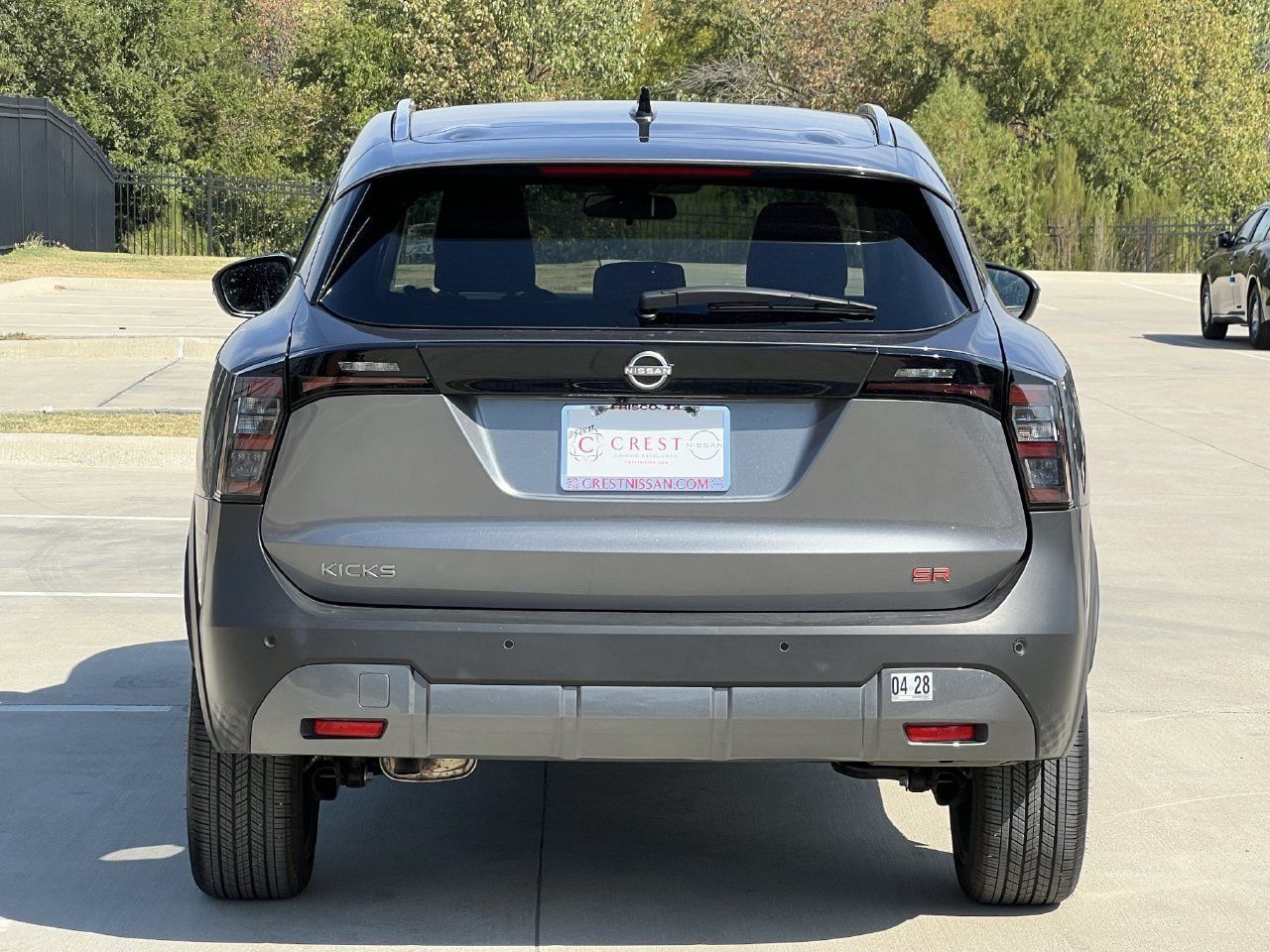Used 2026 Nissan Kicks SR FWD image 4