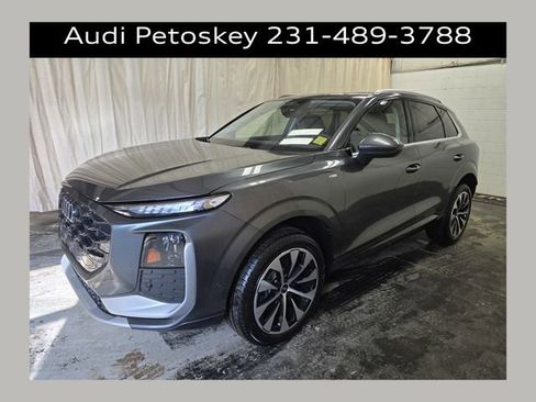 New 2026 Audi Q3 quattro 2.0T image 1