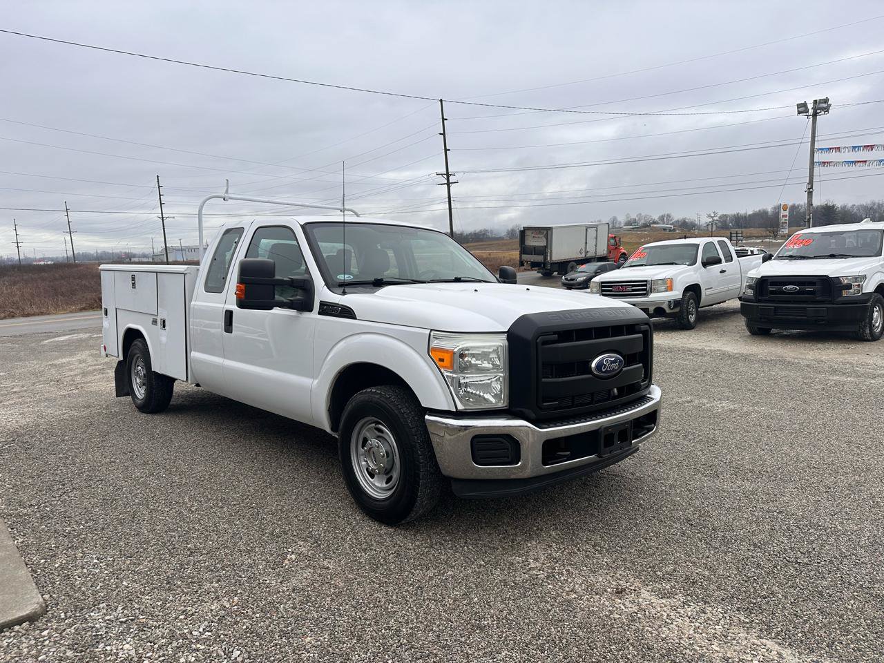 Used 2011 Ford F250 XL w/ PWR Equipment Group RWD image 4