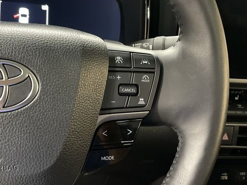 Used 2025 Toyota Camry XSE image 20