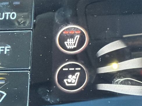 New 2024 Genesis G70 3.3T Advanced w/ Sport Prestige Package image 31