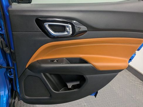 Used 2024 Jeep Compass Limited image 26