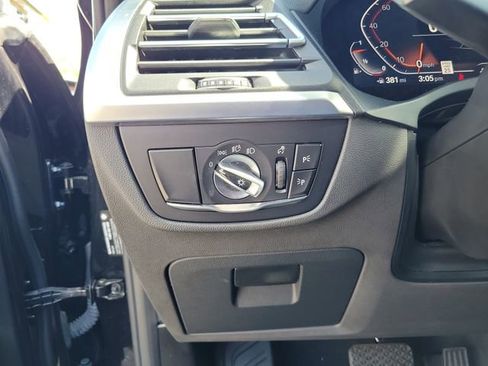 Used 2024 BMW X3 sDrive30i RWD image 23