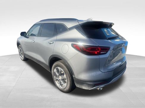 Used 2024 Chevrolet Blazer LT w/ Convenience Package FWD image 6