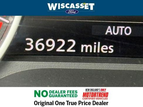 Used 2024 Nissan Pathfinder SV image 18