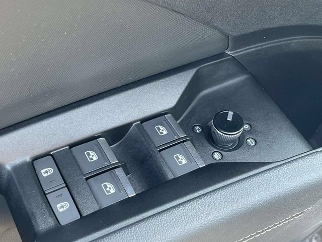Certified 2023 Audi Q4 e-tron Premium Plus w/ Premium Plus AWD/4WD image 17