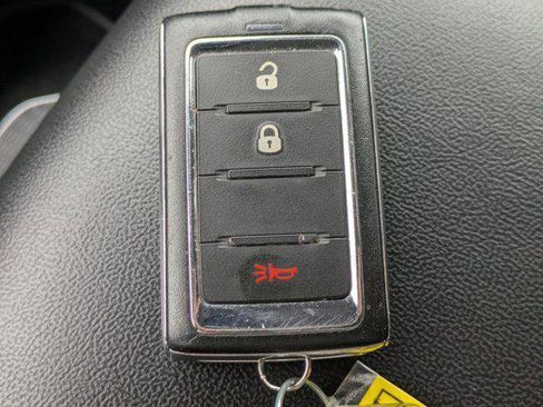 Certified 2023 Jeep Grand Cherokee L Laredo image 27