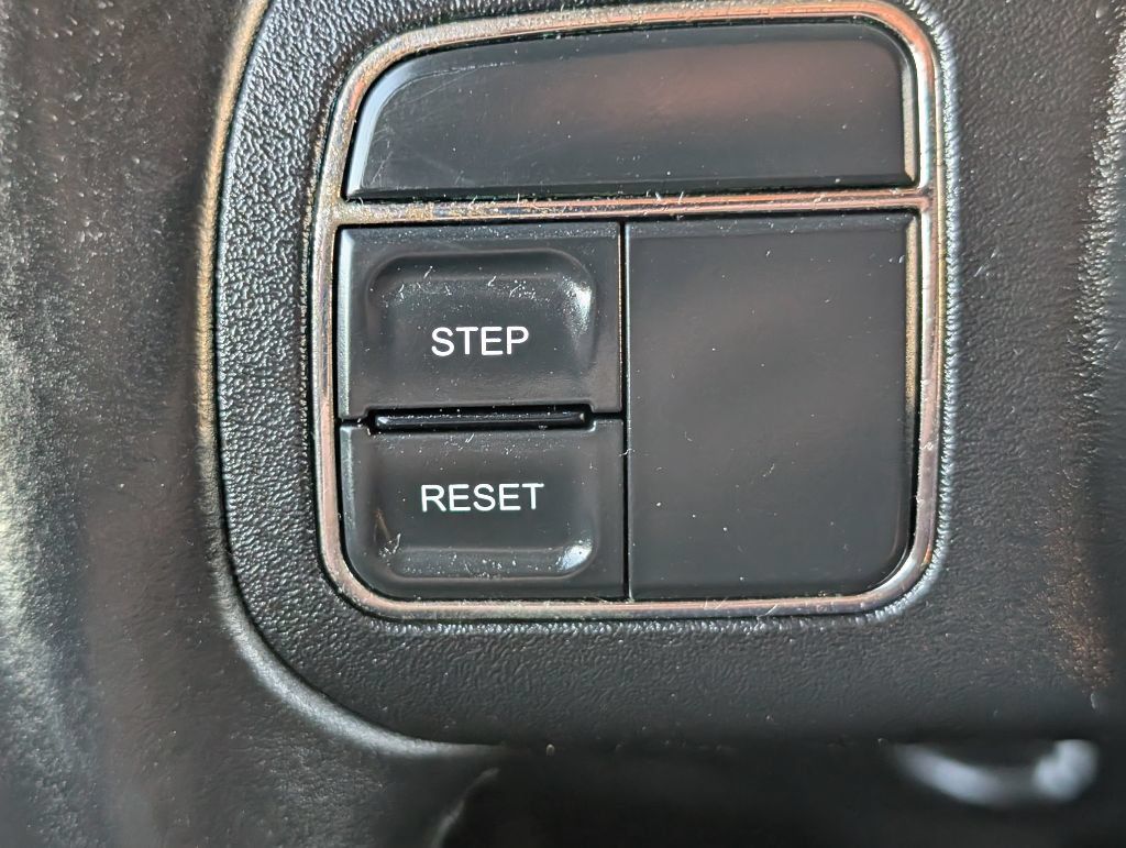 Used 2012 Jeep Wrangler Unlimited Sport AWD/4WD image 9