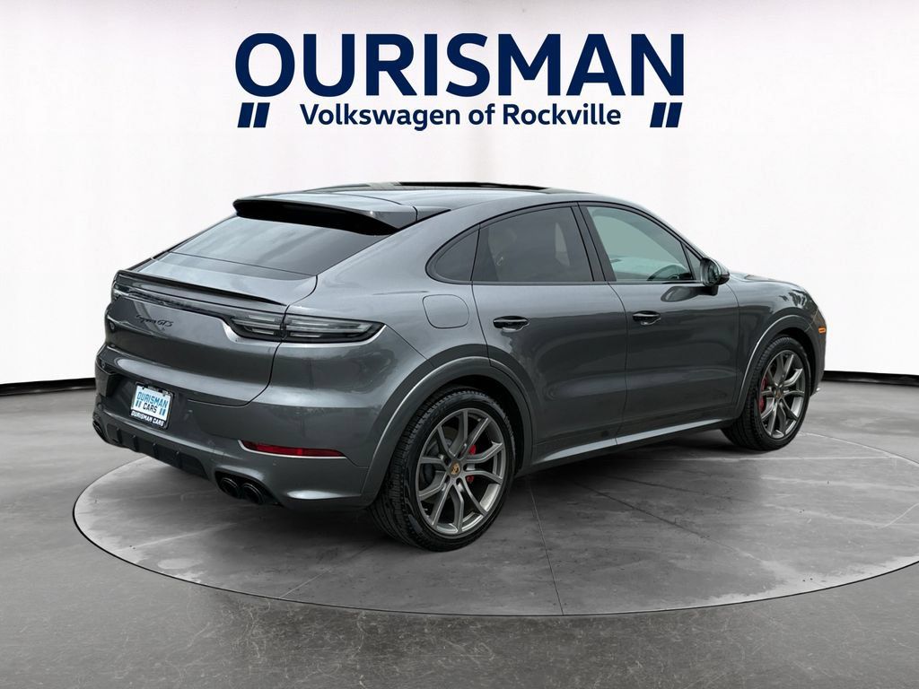 Used 2023 Porsche Cayenne GTS w/ Premium Package AWD/4WD image 6