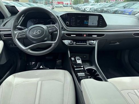 Certified 2023 Hyundai Sonata SEL w/ Convenience Package image 13