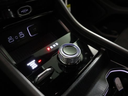 New 2026 Jeep Grand Cherokee Altitude AWD/4WD image 27