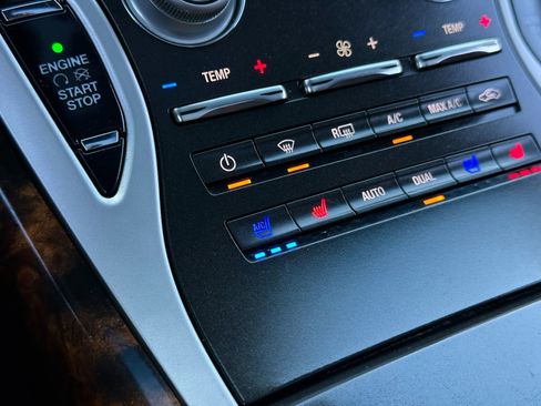 Used 2017 Lincoln MKX Reserve w/ Driver Assistance Package image 40