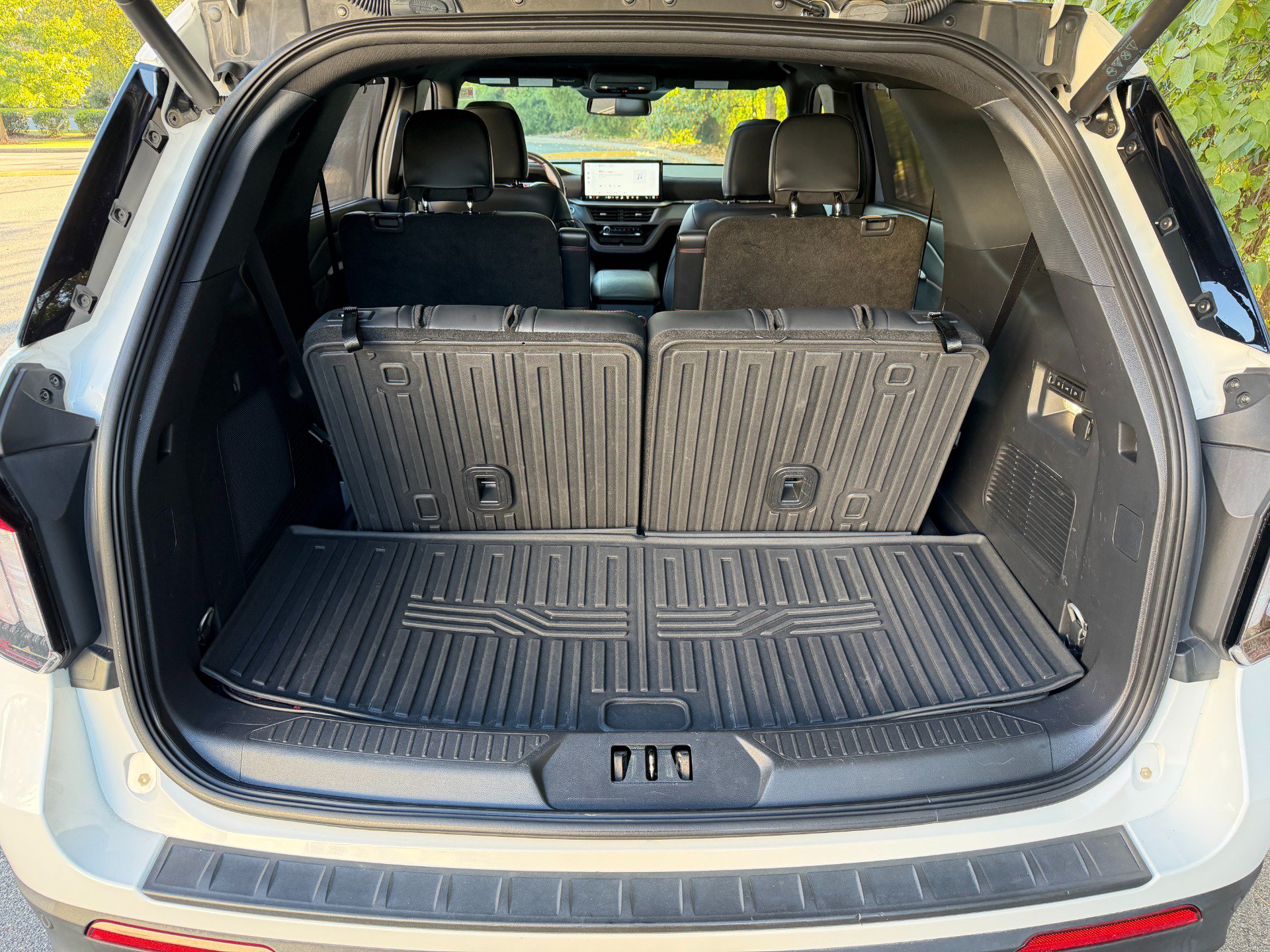Used 2025 Ford Explorer ST AWD/4WD image 77