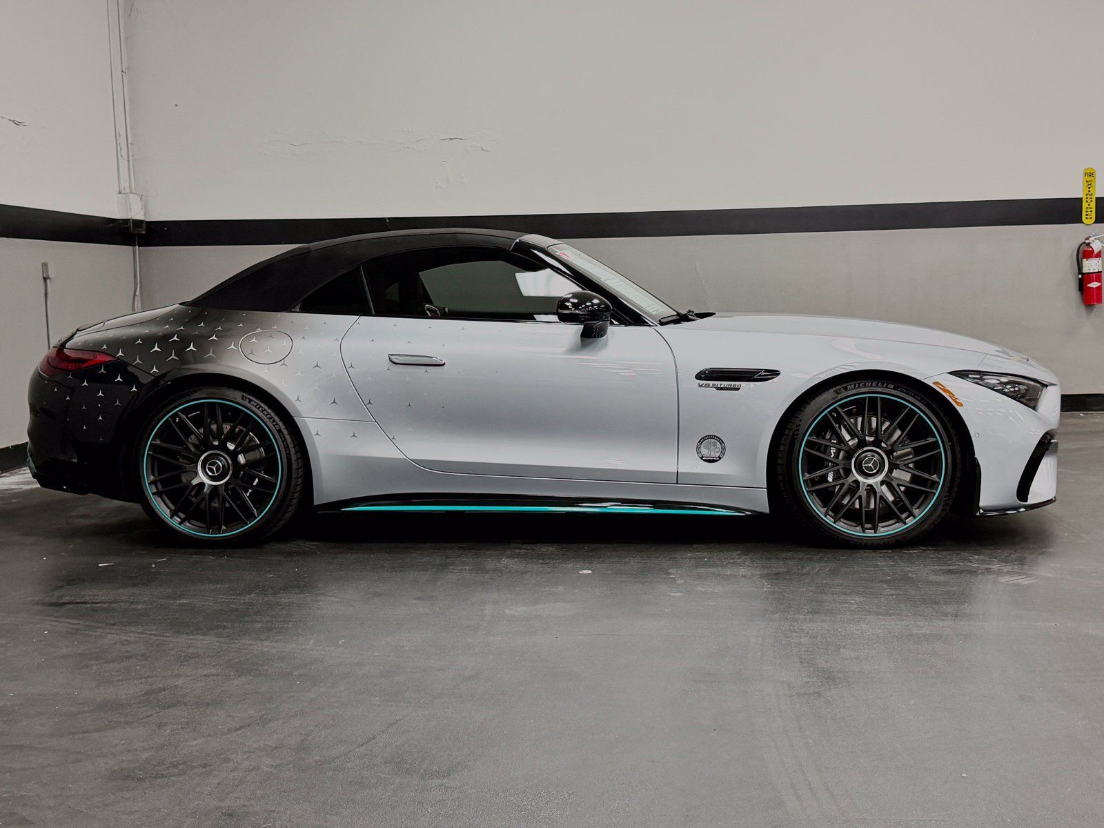 Used 2024 Mercedes-Benz SL 63 AMG 4MATIC image 5