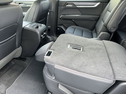 New 2026 GMC Acadia Elevation w/ Black Edition AWD/4WD image 18