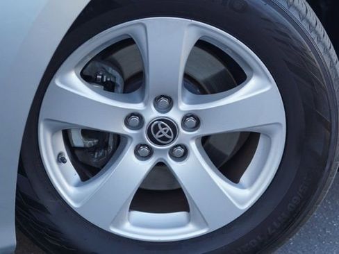 Used 2020 Toyota Sienna LE image 11