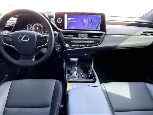 Used 2025 Lexus ES 300h w/ Premium Package image 14