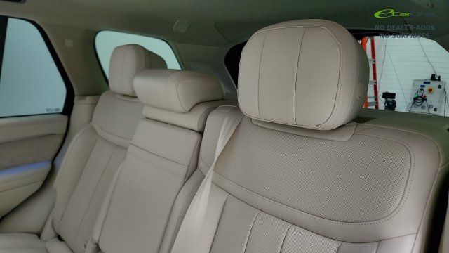 Used 2024 Land Rover Range Rover SE AWD/4WD image 42