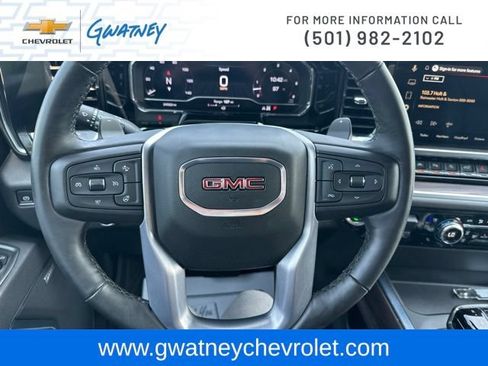 Used 2025 GMC Sierra 1500 SLT w/ SLT Premium Plus Package AWD/4WD image 18