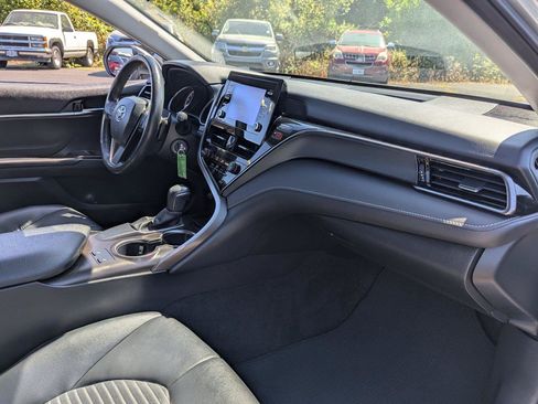 Used 2024 Toyota Camry SE FWD image 31