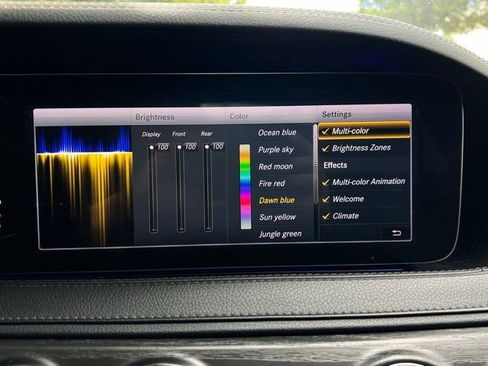 Used 2018 Mercedes-Benz S 560 Sedan image 30