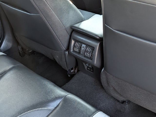 Used 2025 Toyota Camry SE FWD image 30
