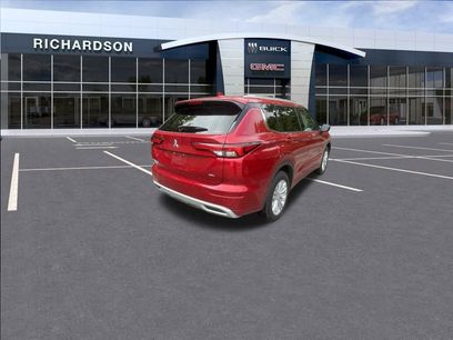 Used 2024 Mitsubishi Outlander SEL