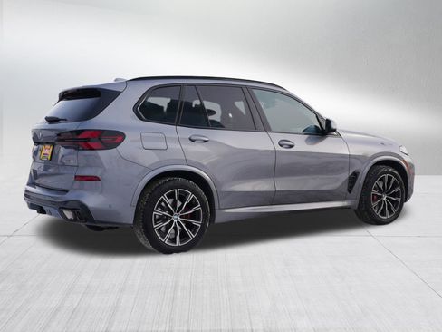 Used 2026 BMW X5 xDrive40i w/ M Sport Package image 7