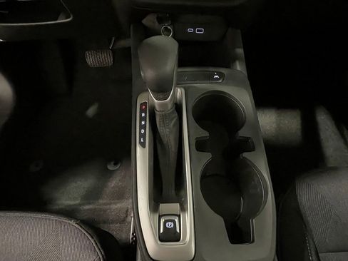Used 2024 Chevrolet Trax LS FWD image 34