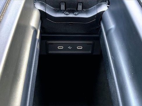 Certified 2025 Mercedes-Benz GLB 250 250 image 19