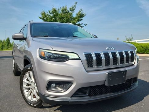 Used 2019 Jeep Cherokee Latitude w/ Popular Appearance Group FWD image 13