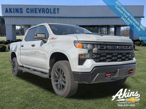 Certified 2025 Chevrolet Silverado 1500 Custom Trail Boss AWD/4WD image 4