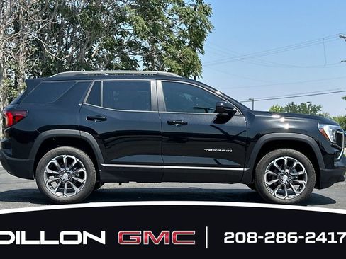 New 2026 GMC Terrain Elevation w/ Elevation Premium Package AWD/4WD image 3