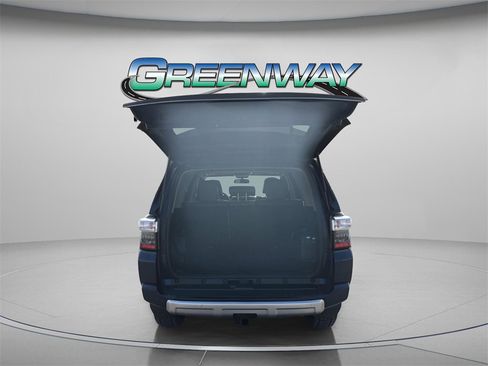 Used 2018 Toyota 4Runner TRD Off-Road Premium image 6