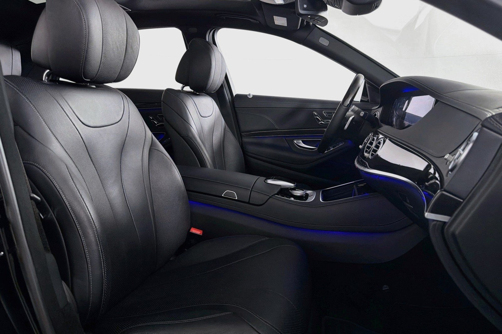 Used 2018 Mercedes-Benz S 450 Sedan image 7