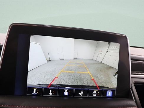 Used 2024 Chevrolet Tahoe RST w/ RST Performance Edition image 14