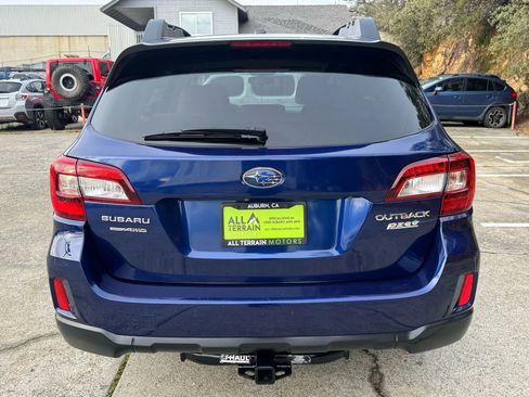 Used 2015 Subaru Outback 2.5i Premium image 6