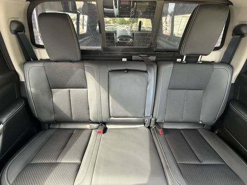 Used 2019 Nissan Titan PRO-4X w/ Pro-4x Utility Package AWD/4WD image 19