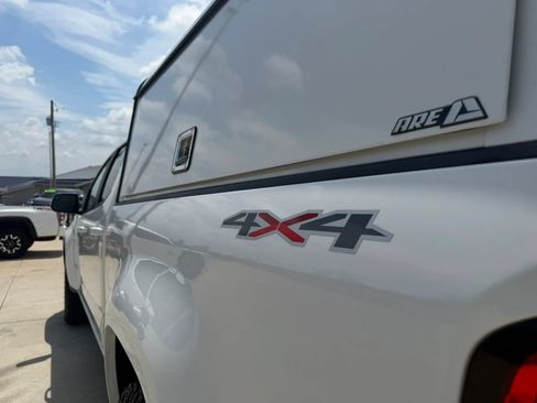 Used 2022 Chevrolet Colorado LT w/ Safety Package AWD/4WD image 70