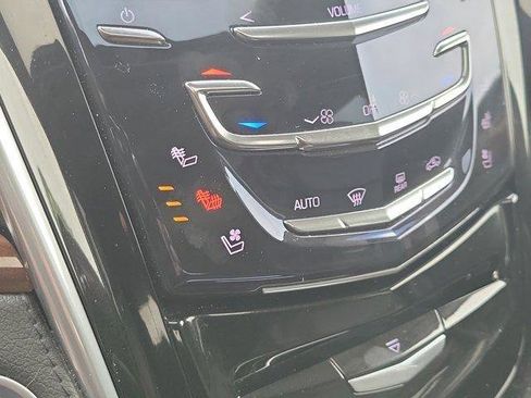 Used 2020 Cadillac Escalade Luxury AWD/4WD image 31